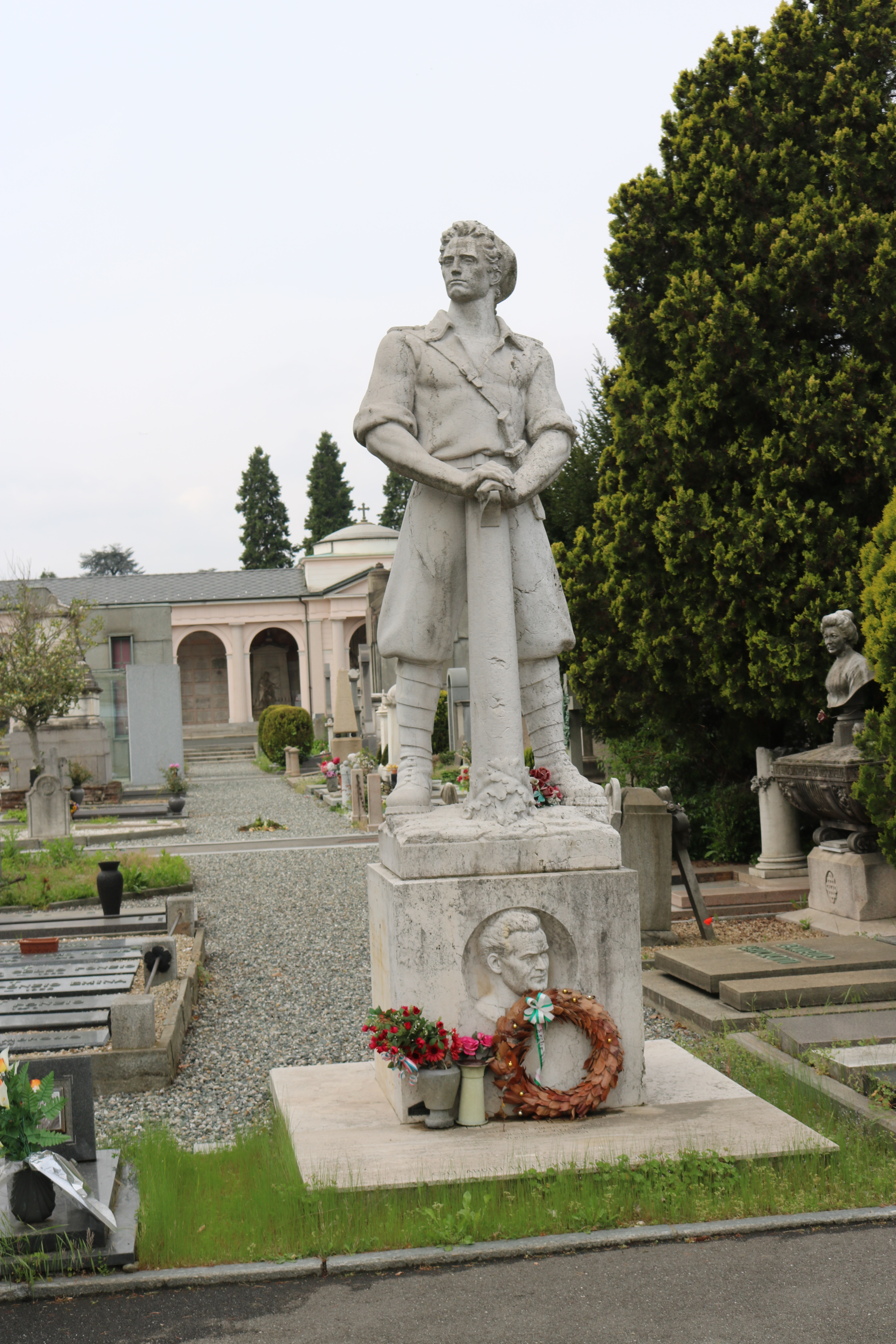 Salvataggio del monumento all’Ardito Cherasco